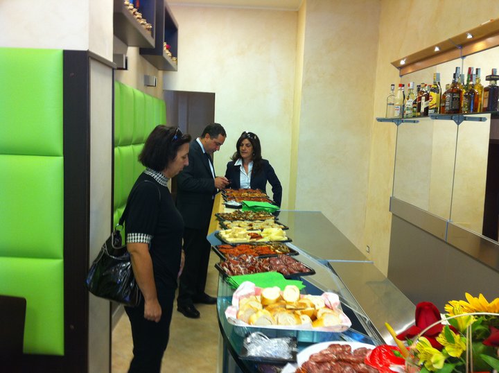 foto dell'evento Torna a grande richiesta l'Happy Hour enogastronomico del Brutium Bar